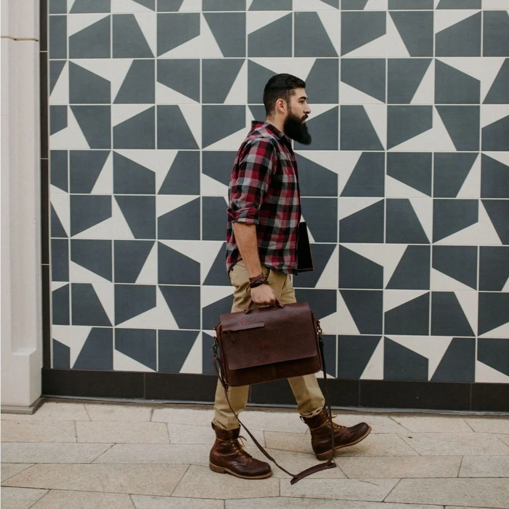 RUSTICO • Surveyor Messenger Bag black leather briefcase laptop shoulder black